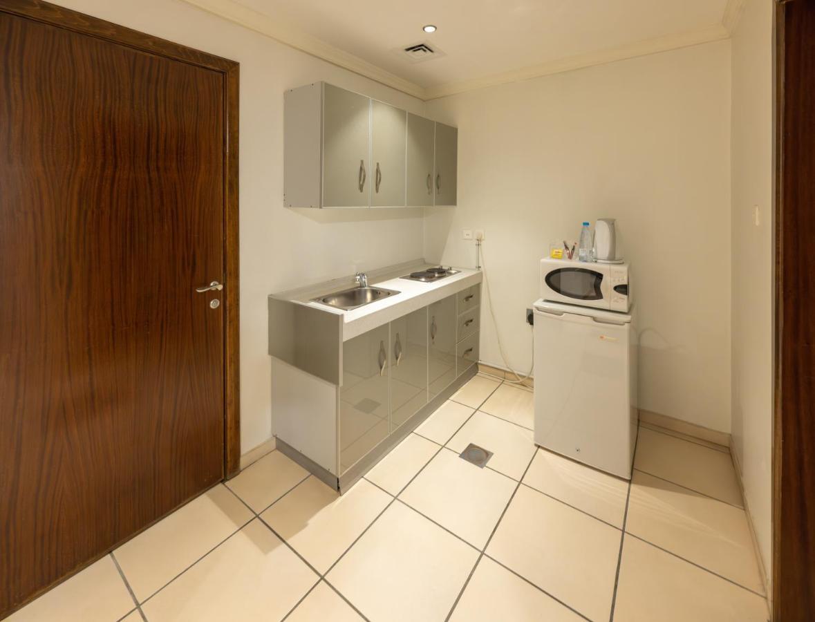 Tanal Serviced Apartments Эль-Хубар Экстерьер фото
